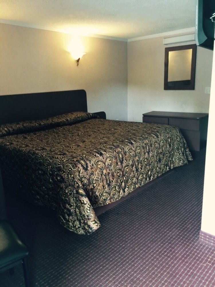 Skyview Motor Inn Johnston Экстерьер фото